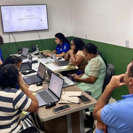 Incubadora Social Porto Sul impulsiona empreendedorismo comunitário com assessoria prática e uso de tecnologia