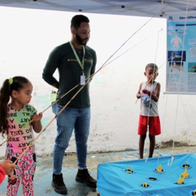 Com projeto 'Ciência é Minha Praia', BAMIN promove diversão e conhecimento científico para estudantes e comunidade em geral