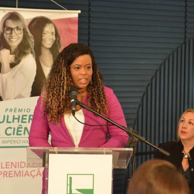 Jaqueline Góes: A mente por trás da explicação da pandemia