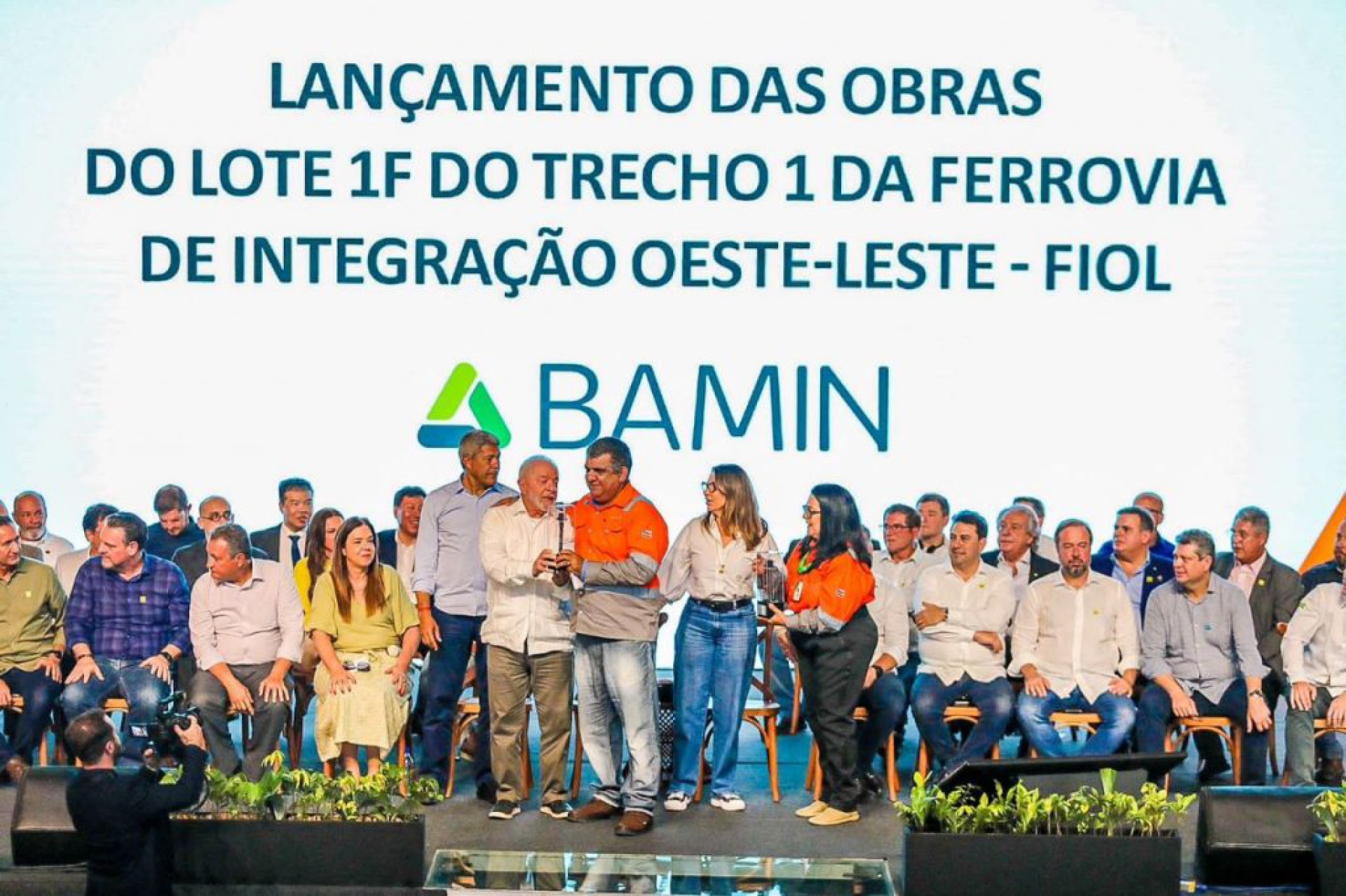 BAMIN inaugura obras da FIOL 1, corredor logístico de integração e exportação para a Bahia