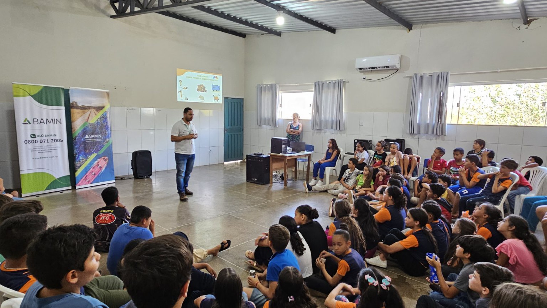 BAMIN leva educação ambiental a quase 1.700 estudantes em comunidades da FIOL I