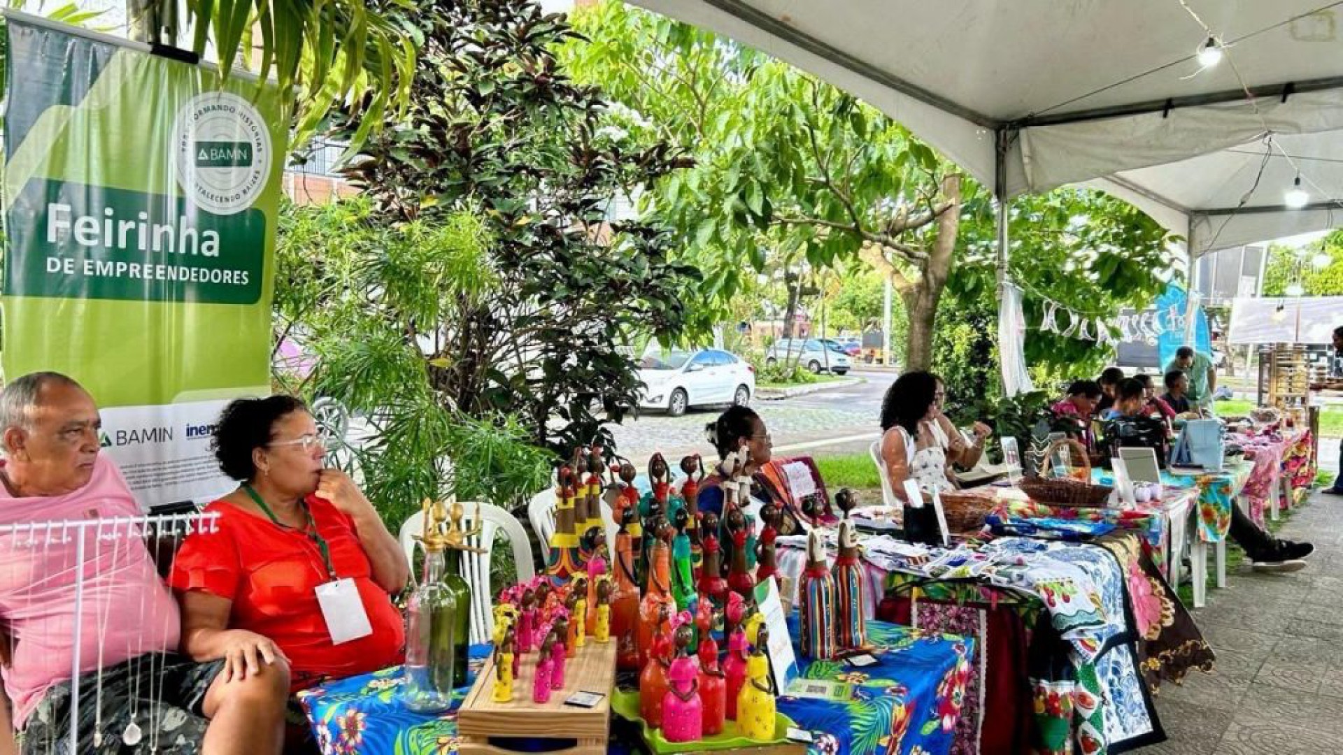 Assessoradas do Programa de Apoio ao Empreendedorismo da BAMIN participam do Feira Rua Viva – Viva Elas
