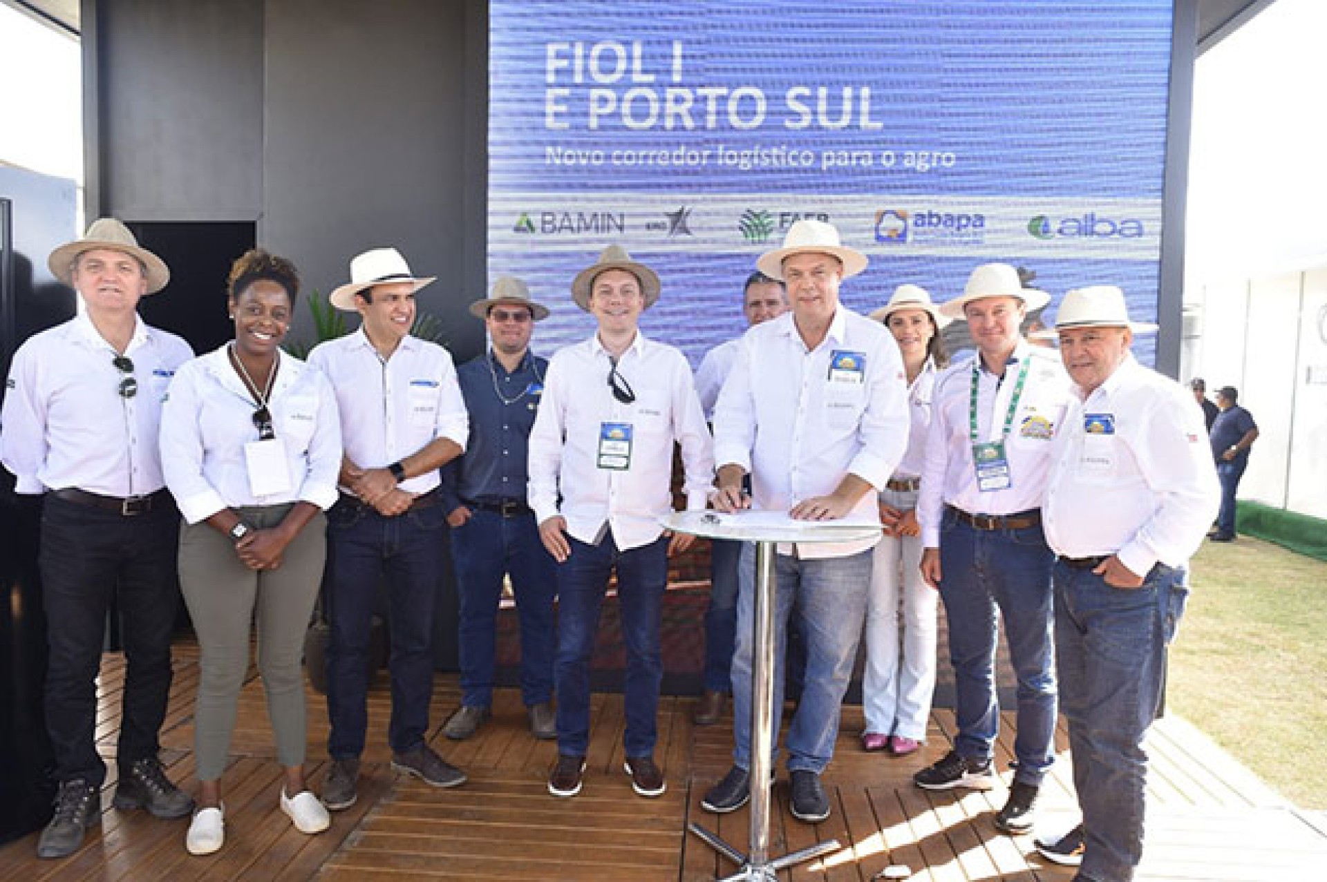 Assinado acordo para fortalecimento do agronegócio do Oeste baiano, durante a Bahia Farm Show