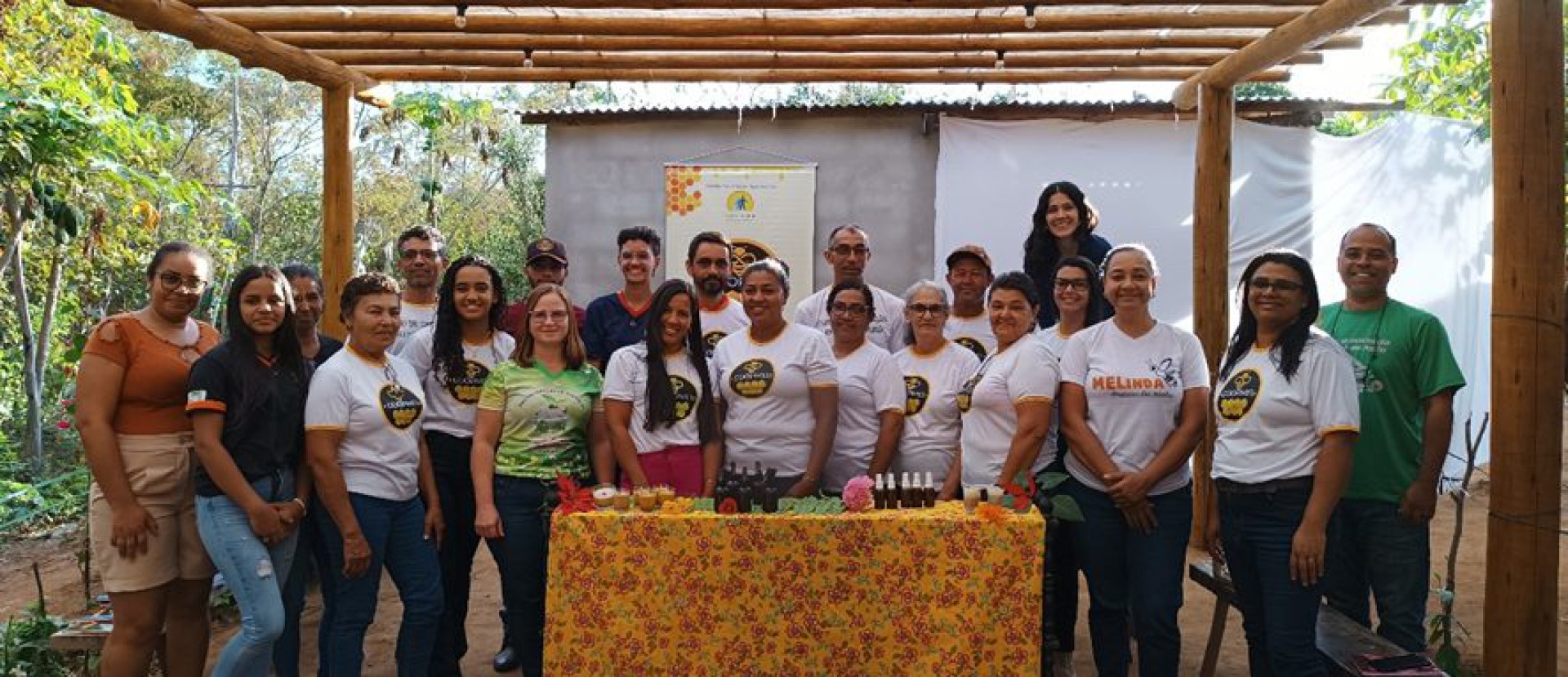 BAMIN conclui etapa do Projeto Transformar em Licínio de Almeida com curso de meliponicultura