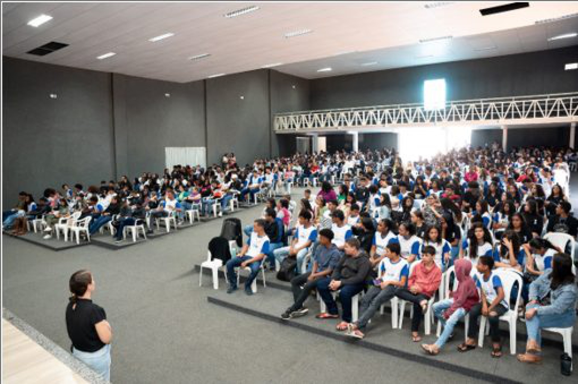 BAMIN promove ação para mais de 1.500 estudantes municipais de Caetité, Pindaí e Licínio de Almeida